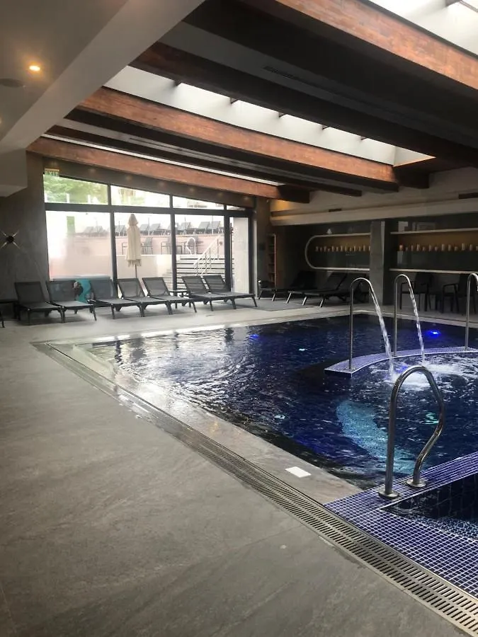 One Bedroom Apartment In Gated Complex Bansko