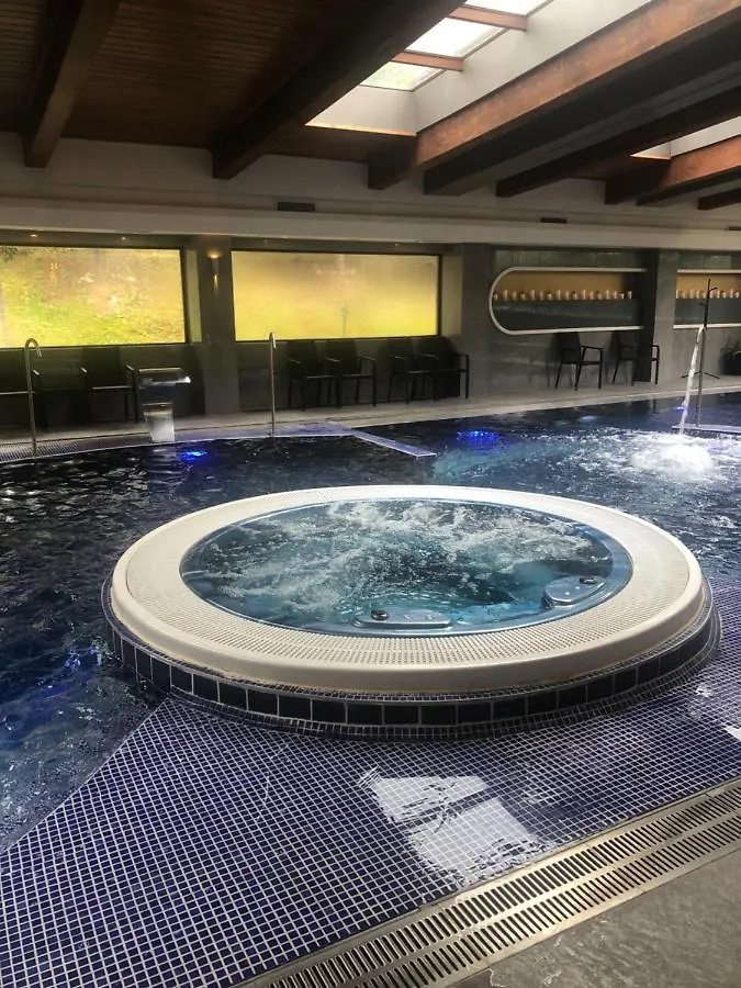 Aparthotel One Bedroom Apartment In Gated Complex Bansko